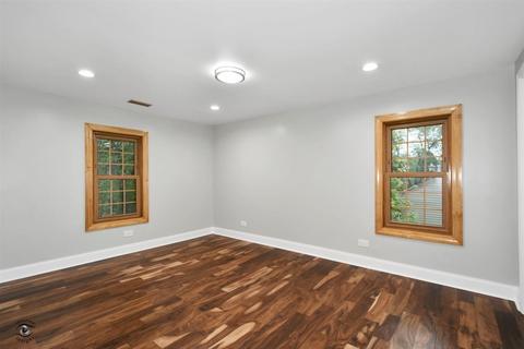 8111 Central Ave, Burbank, IL 60459 photo 16