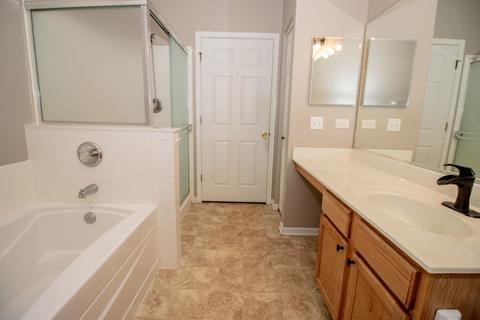 1416 Westhampton Dr #1, Plainfield, IL 60586 photo 29