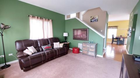 3322 Hoffman St, Plano, IL 60545 photo 2