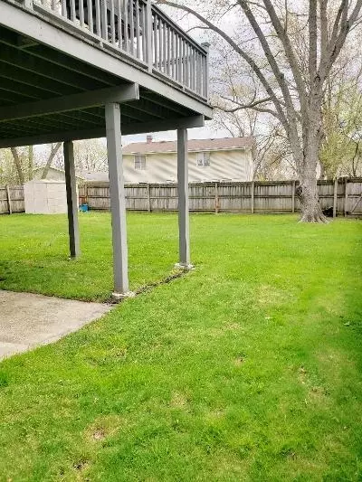 1305 Campbell Ln, Hoffman Estates, IL 60169 photo 43