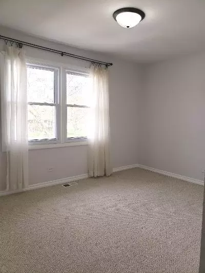 1305 Campbell Ln, Hoffman Estates, IL 60169 photo 25