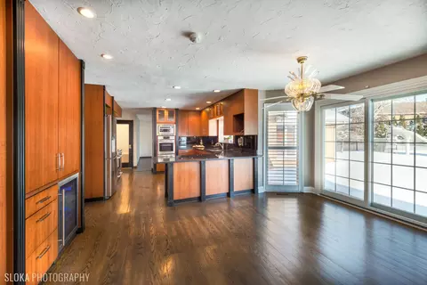 357 Eagle Ln, Bloomingdale, IL 60108 photo 10