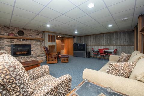 8452 Mark Dr, Roscoe, IL 61073 photo 24