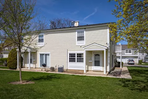 1237 Mae Ct #17C, Wheeling, IL 60090 photo 1