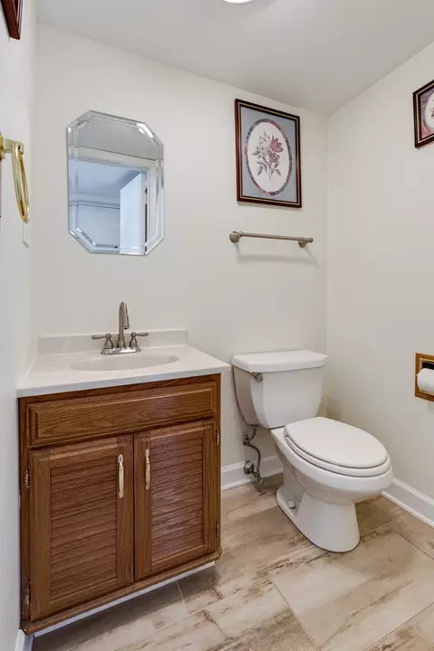 1237 Mae Ct #17C, Wheeling, IL 60090 photo 12
