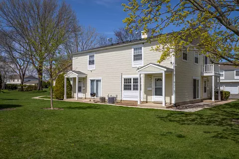 1237 Mae Ct #17C, Wheeling, IL 60090 photo 2
