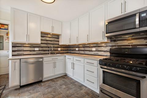 145 Washington Blvd, Hoffman Estates, IL 60169 photo 8