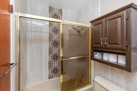 145 Washington Blvd, Hoffman Estates, IL 60169 photo 14
