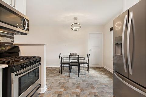 145 Washington Blvd, Hoffman Estates, IL 60169 photo 9