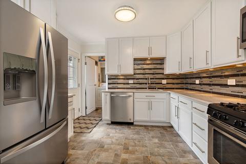145 Washington Blvd, Hoffman Estates, IL 60169 photo 7