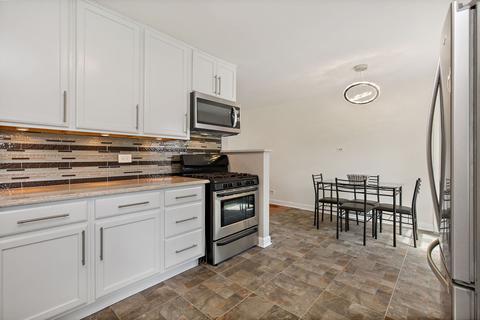 145 Washington Blvd, Hoffman Estates, IL 60169 photo 10