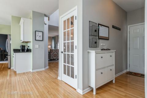 3202 Thunderbird Ct E, Aurora, IL 60503 photo 8