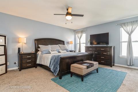 3202 Thunderbird Ct E, Aurora, IL 60503 photo 9