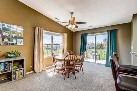 1584 Millbrook Dr, Algonquin, IL 60102 photo 6