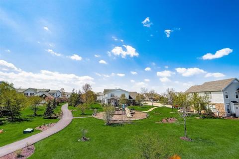 1584 Millbrook Dr, Algonquin, IL 60102 photo 32