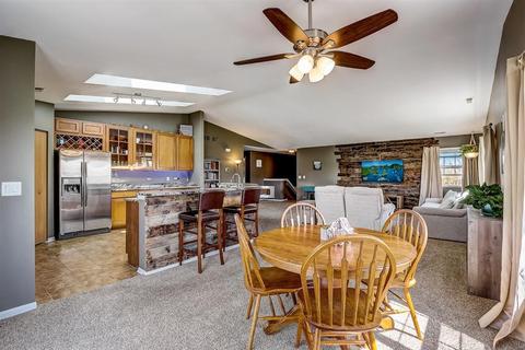 1584 Millbrook Dr, Algonquin, IL 60102 photo 9