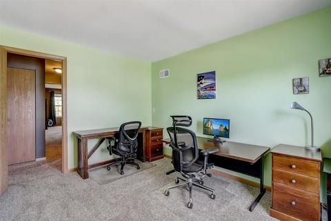 1584 Millbrook Dr, Algonquin, IL 60102 photo 19