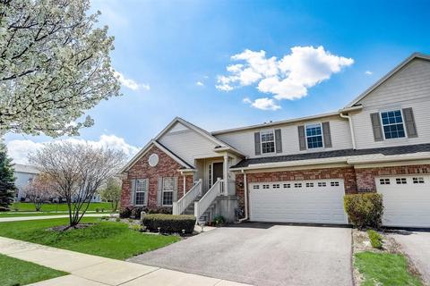 1584 Millbrook Dr, Algonquin, IL 60102 photo 2