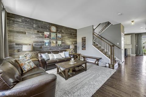 2296 Deerpath Rd, Bolingbrook, IL 60490 photo 4