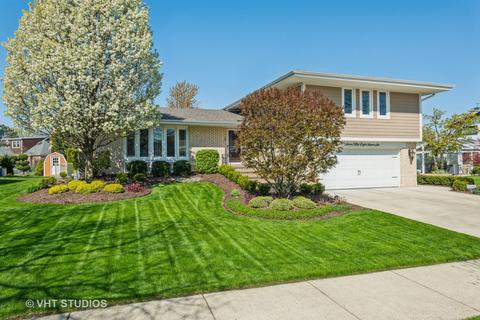 758 S Stuart Ave, Elmhurst, IL 60126 photo 2