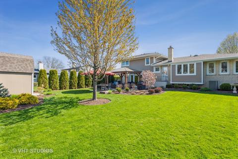758 S Stuart Ave, Elmhurst, IL 60126 photo 4