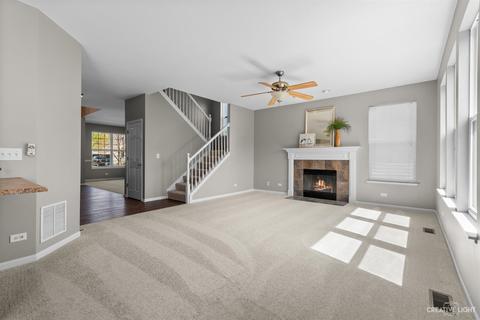 321 Cassidy Ln, Elgin, IL 60123 photo 9