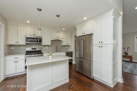 1660 Bicek Dr, Hoffman Estates, IL 60192 photo 6