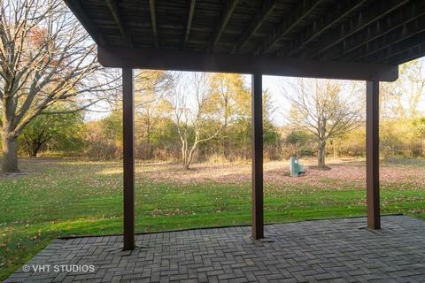 242 Prairie View Ln, Wheeling, IL 60090 photo 14