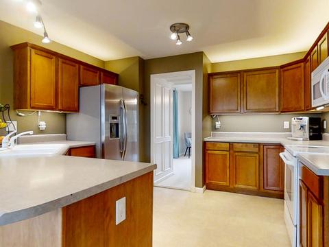 3904 Trailway Dr, Champaign, IL 61822 photo 10