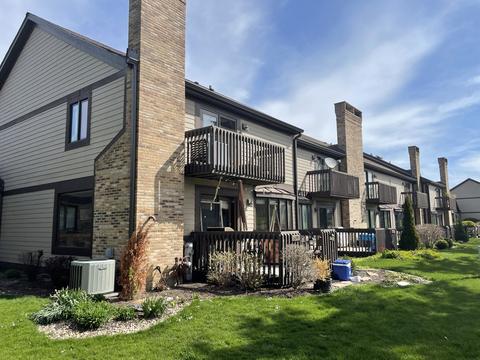 1837 Golf View Dr, Bartlett, IL 60103 photo 12