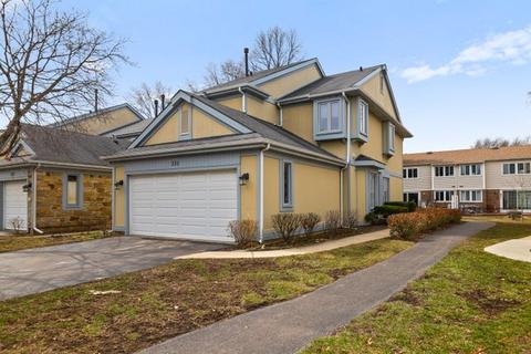 335 Redwing Dr, Deerfield, IL 60015 photo 1