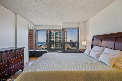 30 E Huron St #5610, Chicago, IL 60611 photo 11