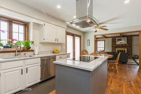 1325 Brandywine Cir, Algonquin, IL 60102 photo 6