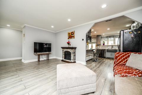 1085 S 3rd Ave, Des Plaines, IL 60016 photo 15