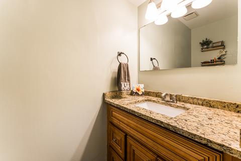 1025 Heathrow Ct, Wheaton, IL 60189 photo 10