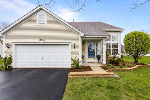 21423 W Larch Ct, Plainfield, IL 60544 photo 1
