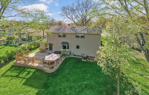 843 Pear Tree Ln, Bartlett, IL 60103 photo 4