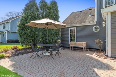 1001 Buckingham Dr, Wheaton, IL 60189 photo 25