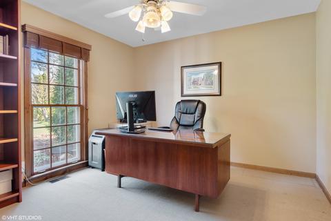 1001 Buckingham Dr, Wheaton, IL 60189 photo 13
