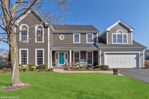 1001 Buckingham Dr, Wheaton, IL 60189 photo 1