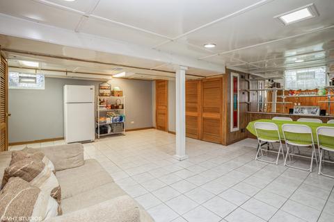 1757 Lee St, Des Plaines, IL 60018 photo 12