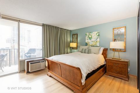 71 E Division St #606, Chicago, IL 60610 photo 12