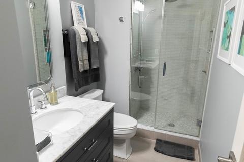 71 E Division St #606, Chicago, IL 60610 photo 18