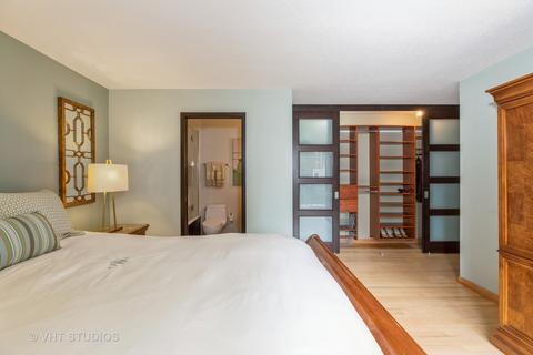 71 E Division St #606, Chicago, IL 60610 photo 13