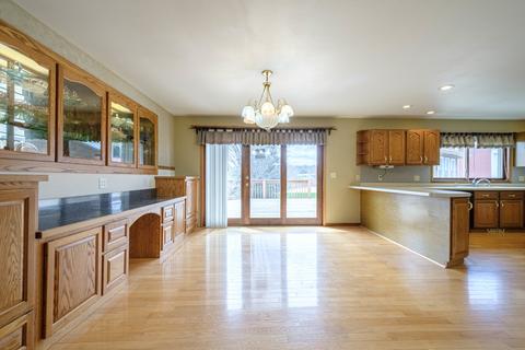9446 Adeline Rd, Leaf River, IL 61047 photo 7