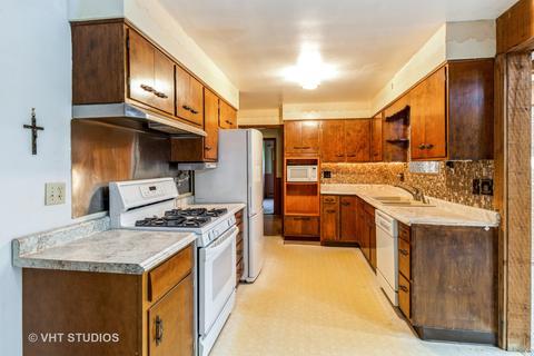 950 Hillcrest Rd, Elgin, IL 60123 photo 5