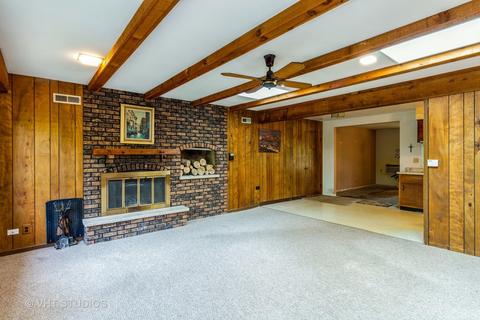 950 Hillcrest Rd, Elgin, IL 60123 photo 6