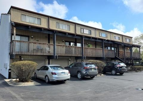 1745 Rand Road Rd #4, Des Plaines, IL 60016 photo 3