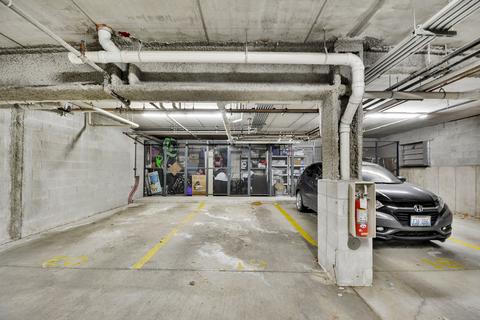 715 Astor Ln #303, Wheeling, IL 60090 photo 22