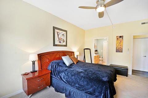 715 Astor Ln #303, Wheeling, IL 60090 photo 15